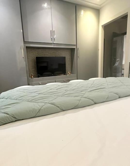 Apartamento Luxurious 3 Beds Agdal Rabat Exterior foto